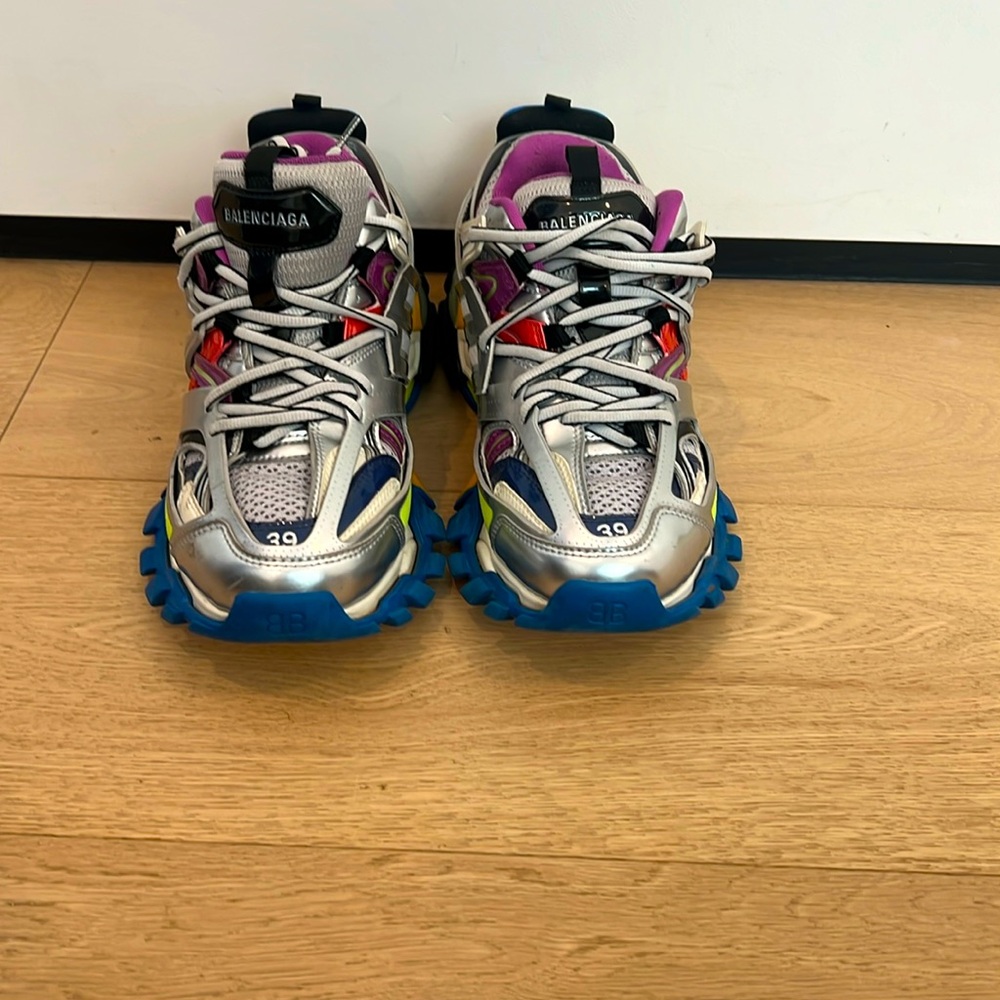 Balenciaga runner